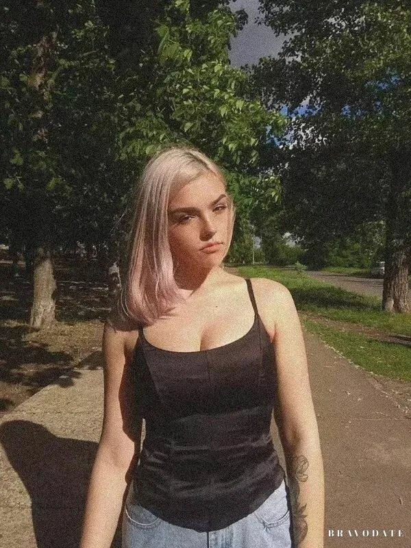 Tetiana Profile image 1