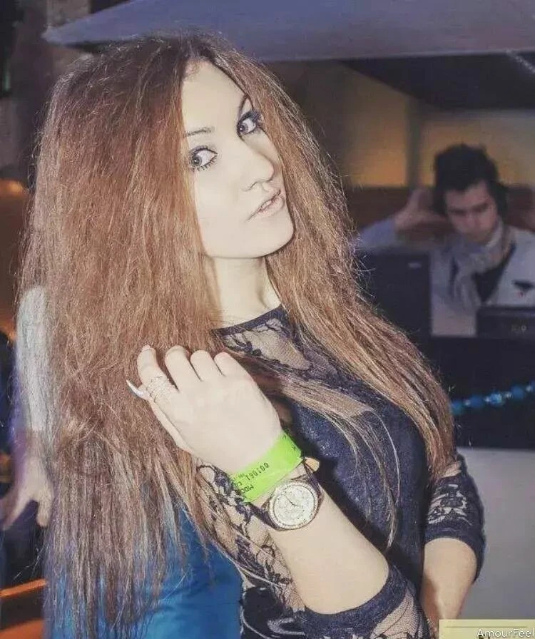 Yelyzaveta Profile image 2